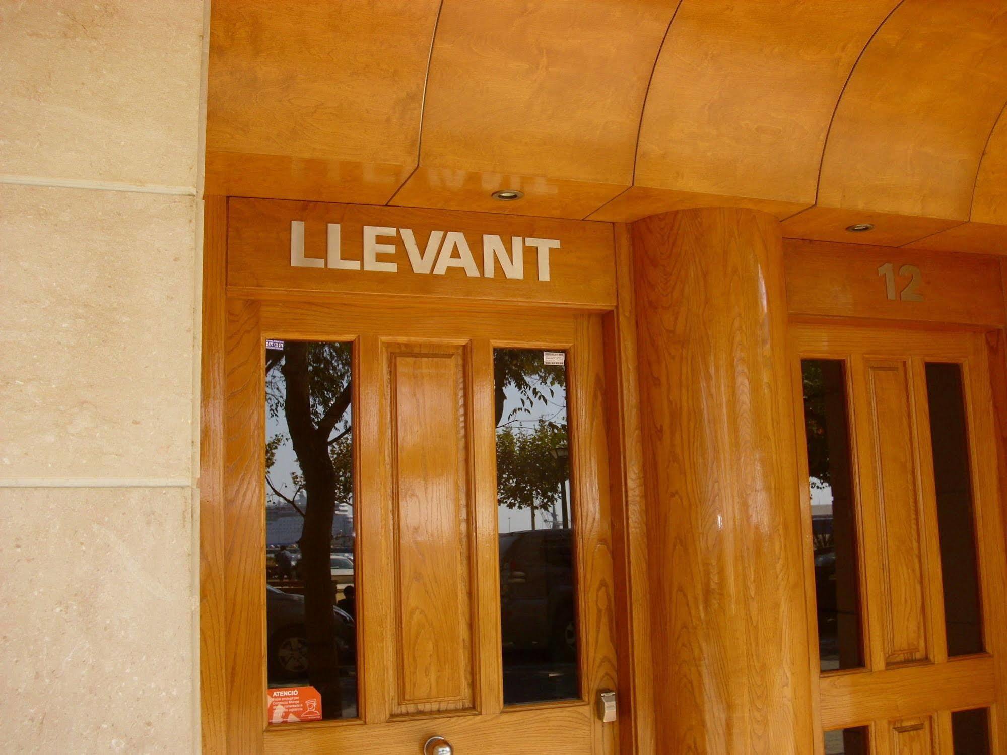 Edifici Llevant I Ponent Palamós Exteriér fotografie